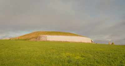 Scythian Smoke Pits and Native Ceremonial Pipes: An Ancient Parallel