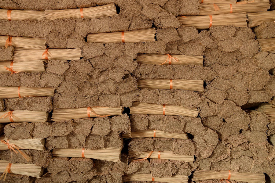 Thai Stick Curing: Binding Buds to Bamboo for a Slow Cure