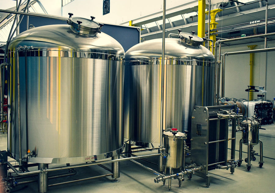 Synbio Cannabinoids vs. Plant Extracts: Who Wins by 2035?