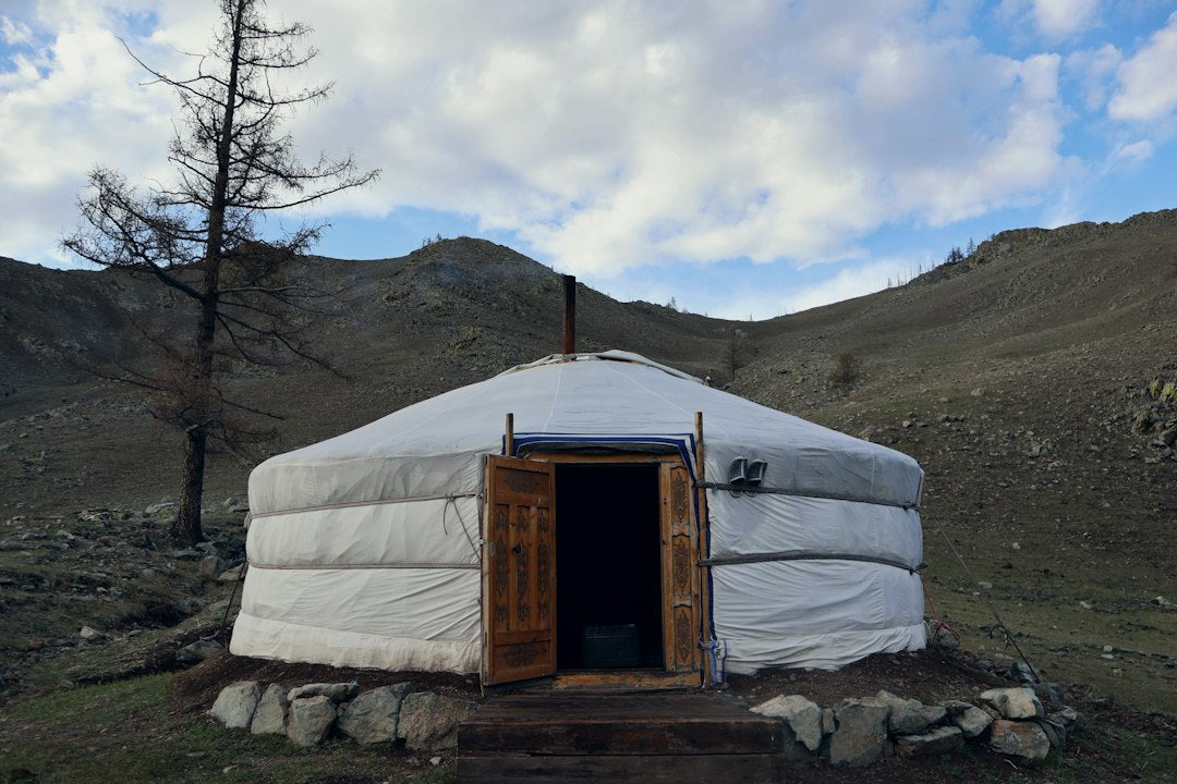 Mongolia, Tuva and the Myth of Hemp-Rope Herding Culture